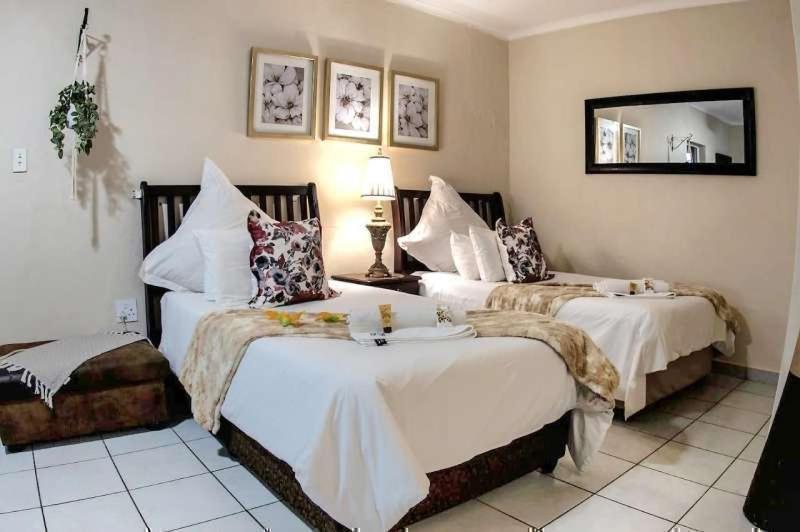 מוסינה Dei Gratia Guest House מראה חיצוני תמונה