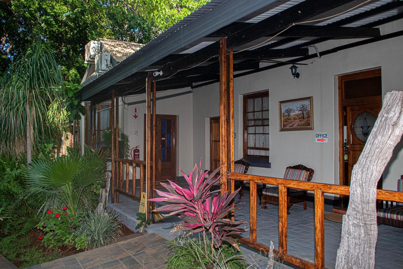מוסינה Dei Gratia Guest House מראה חיצוני תמונה