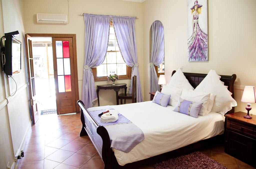 מוסינה Dei Gratia Guest House מראה חיצוני תמונה